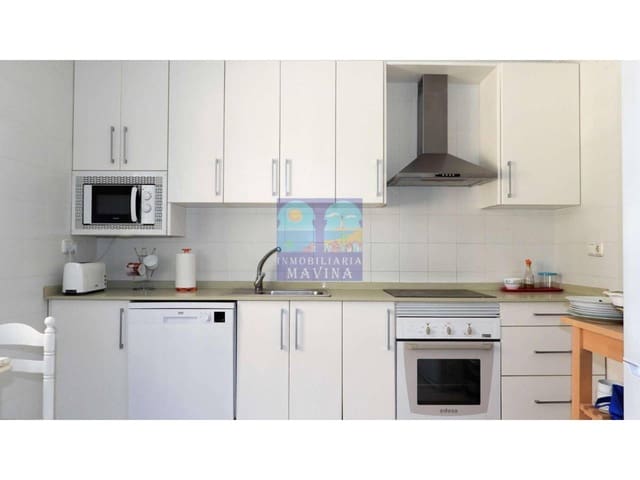 3 Zimmer Wohnung zu verkaufen in La Manga del Mar Menor mit Pool - 270.400 € (Ref: 7649386)