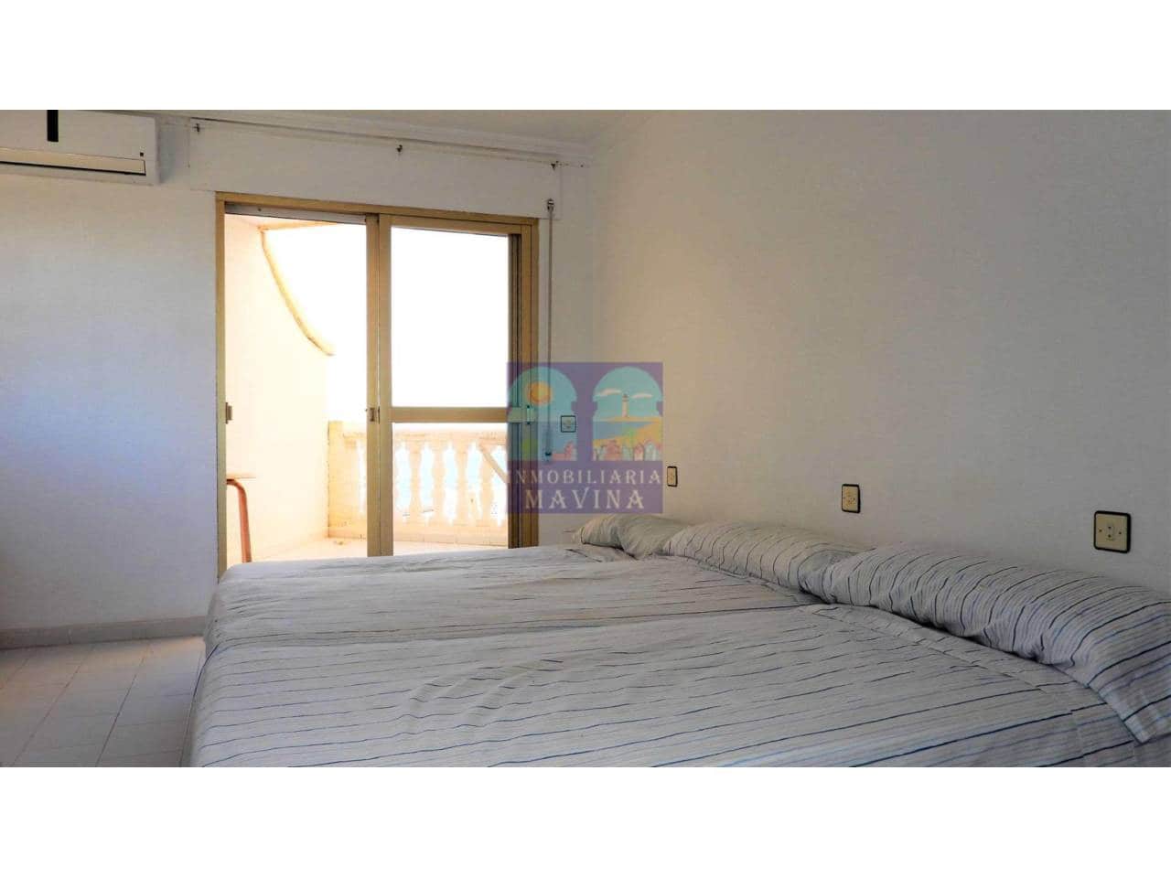 3 Zimmer Wohnung zu verkaufen in La Manga del Mar Menor mit Pool - 270.400 € (Ref: 7649386)