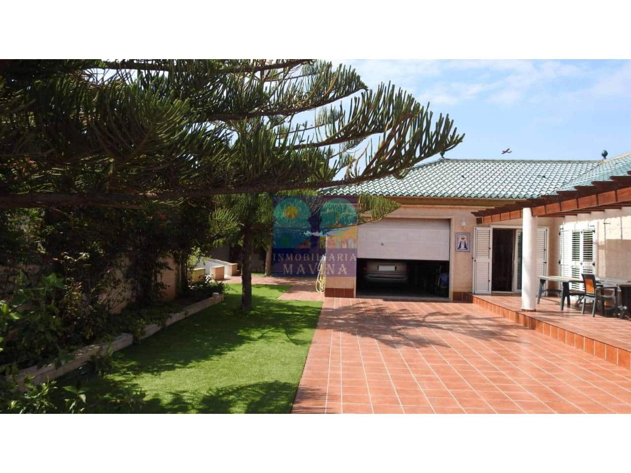 3 quarto Moradia para venda em La Manga del Mar Menor com garagem - 398 000 € (Ref: 7938358)