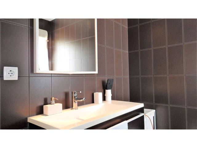 3 Zimmer Apartment zu verkaufen in La Manga del Mar Menor mit Pool Garage - 310.000 € (Ref: 8423785)