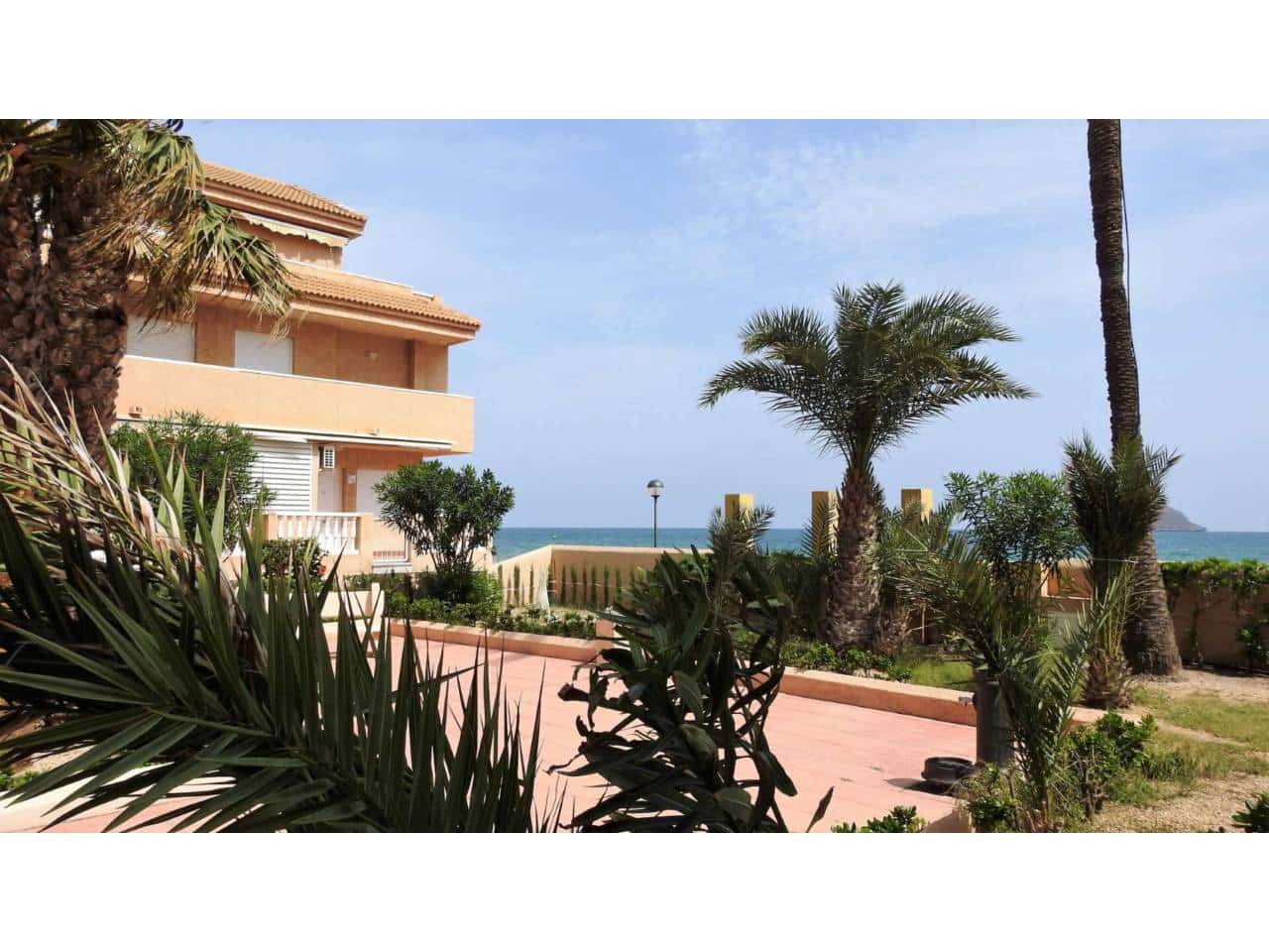 3 Zimmer Apartment zu verkaufen in La Manga del Mar Menor mit Pool Garage - 310.000 € (Ref: 8423785)