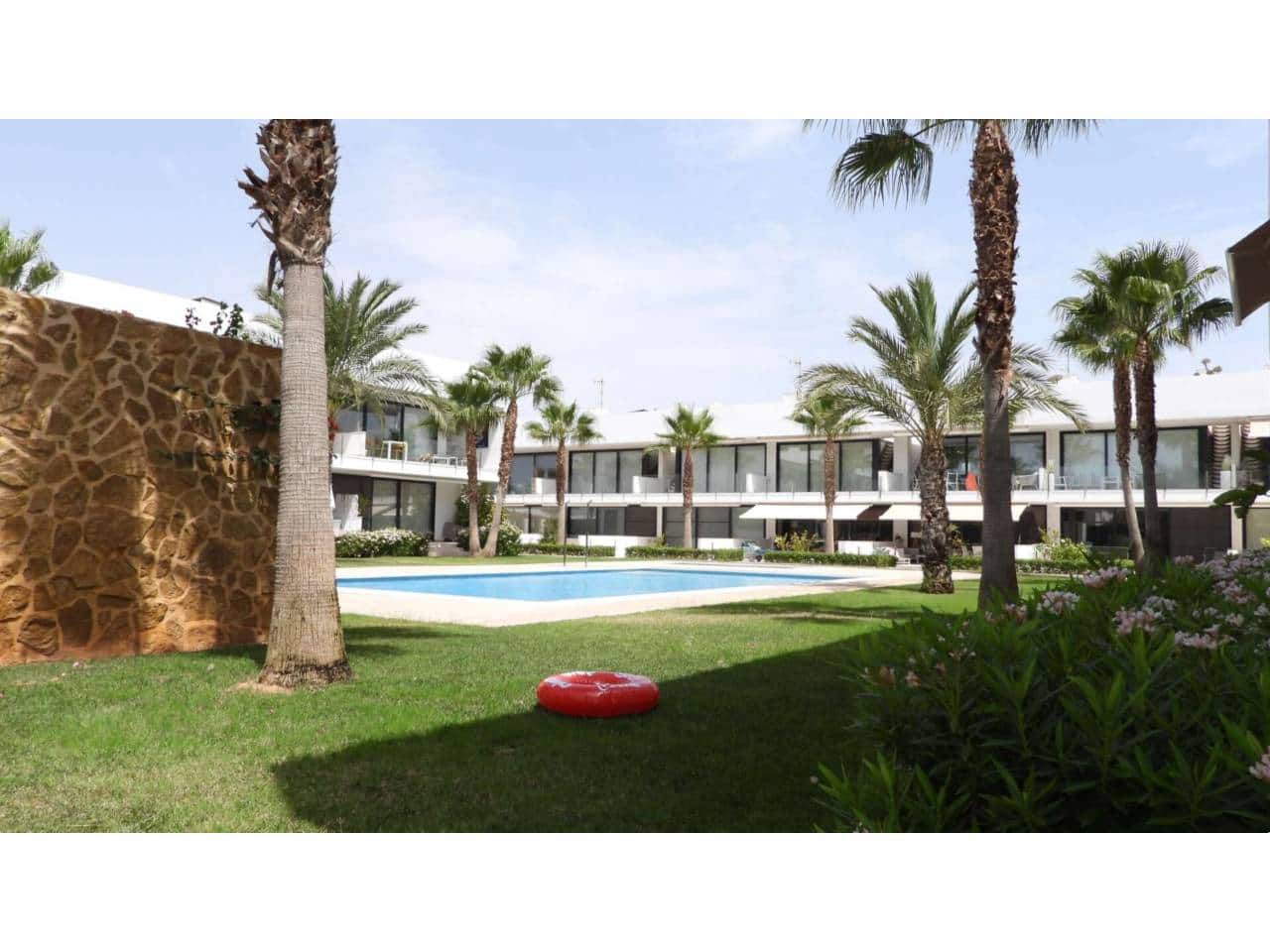 2 soverom Leilighet til salgs i Islas Menores med svømmebasseng garasje - € 299 000 (Ref: 8467542)