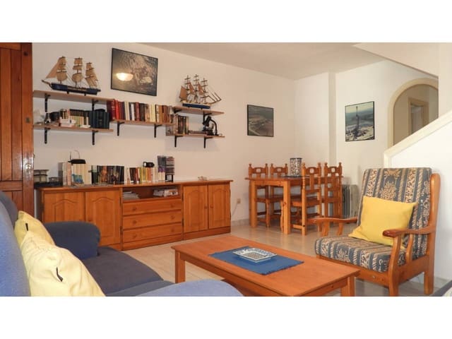 3 soveværelse Byhus til salg i La Manga del Mar Menor med swimmingpool - € 205.000 (Ref: 8538003)