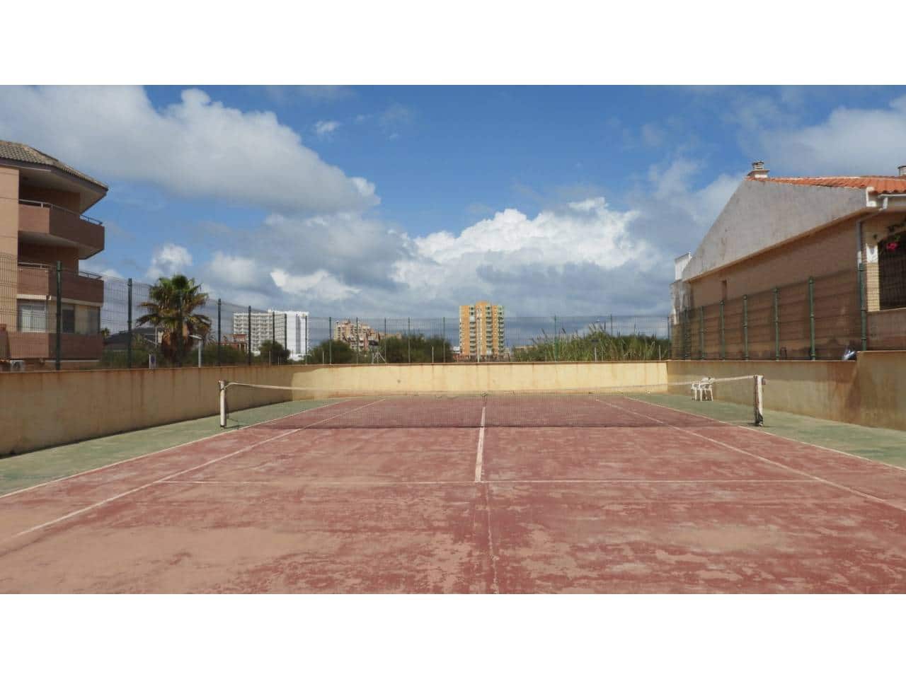 2 soveværelse Byhus til salg i La Manga del Mar Menor med garage - € 160.000 (Ref: 8539390)