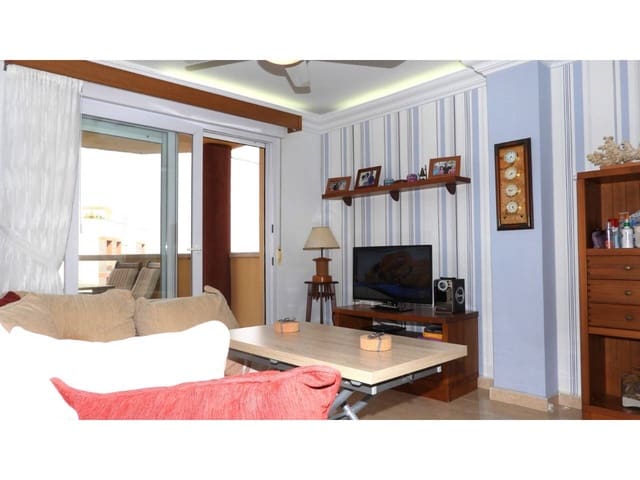 2 Zimmer Penthouse zu verkaufen in La Manga del Mar Menor mit Pool - 315.000 € (Ref: 8889065)