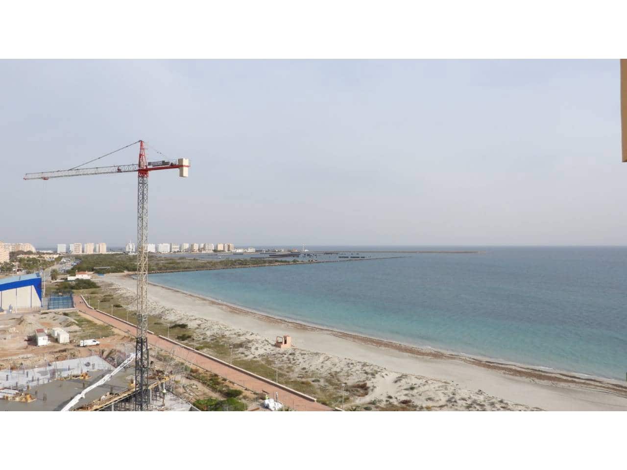 2 Zimmer Penthouse zu verkaufen in La Manga del Mar Menor mit Pool - 315.000 € (Ref: 8889065)