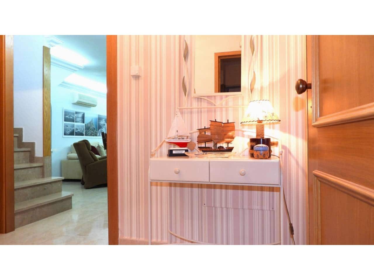 2 Zimmer Penthouse zu verkaufen in La Manga del Mar Menor mit Pool - 315.000 € (Ref: 8889065)