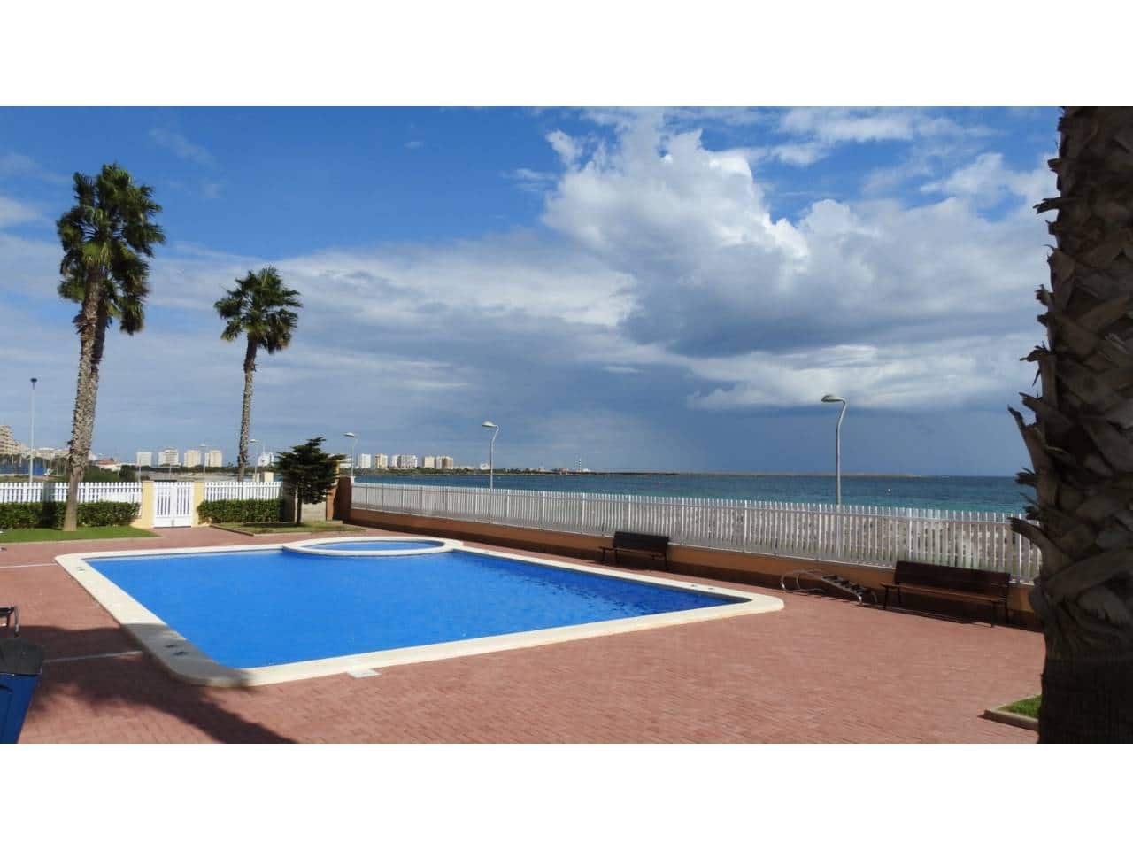 2 Zimmer Penthouse zu verkaufen in La Manga del Mar Menor mit Pool - 315.000 € (Ref: 8889065)