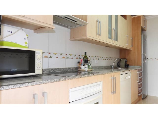 2 Zimmer Penthouse zu verkaufen in La Manga del Mar Menor mit Pool - 315.000 € (Ref: 8889065)