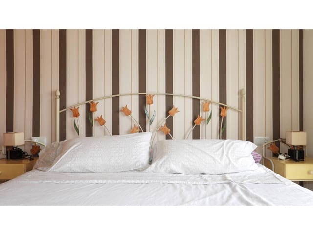 2 Zimmer Penthouse zu verkaufen in La Manga del Mar Menor mit Pool - 315.000 € (Ref: 8889065)