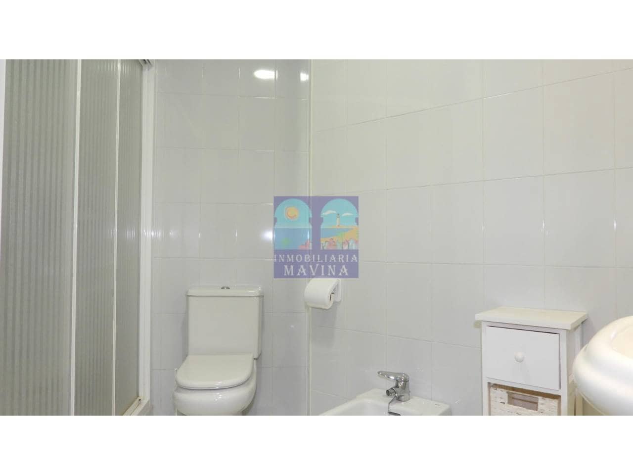 3 Zimmer Apartment zu verkaufen in La Manga del Mar Menor mit Pool - 200.000 € (Ref: 8938309)