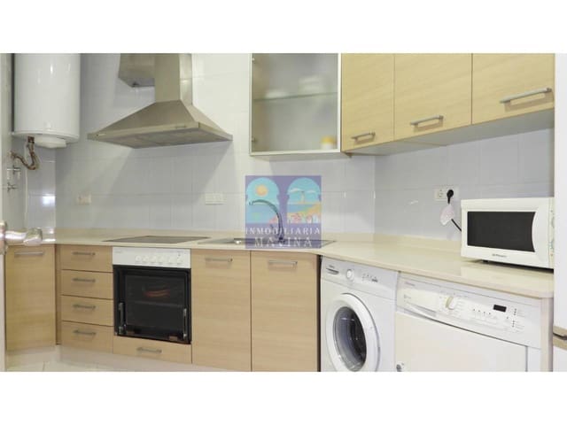 3 Zimmer Apartment zu verkaufen in La Manga del Mar Menor mit Pool - 200.000 € (Ref: 8938309)