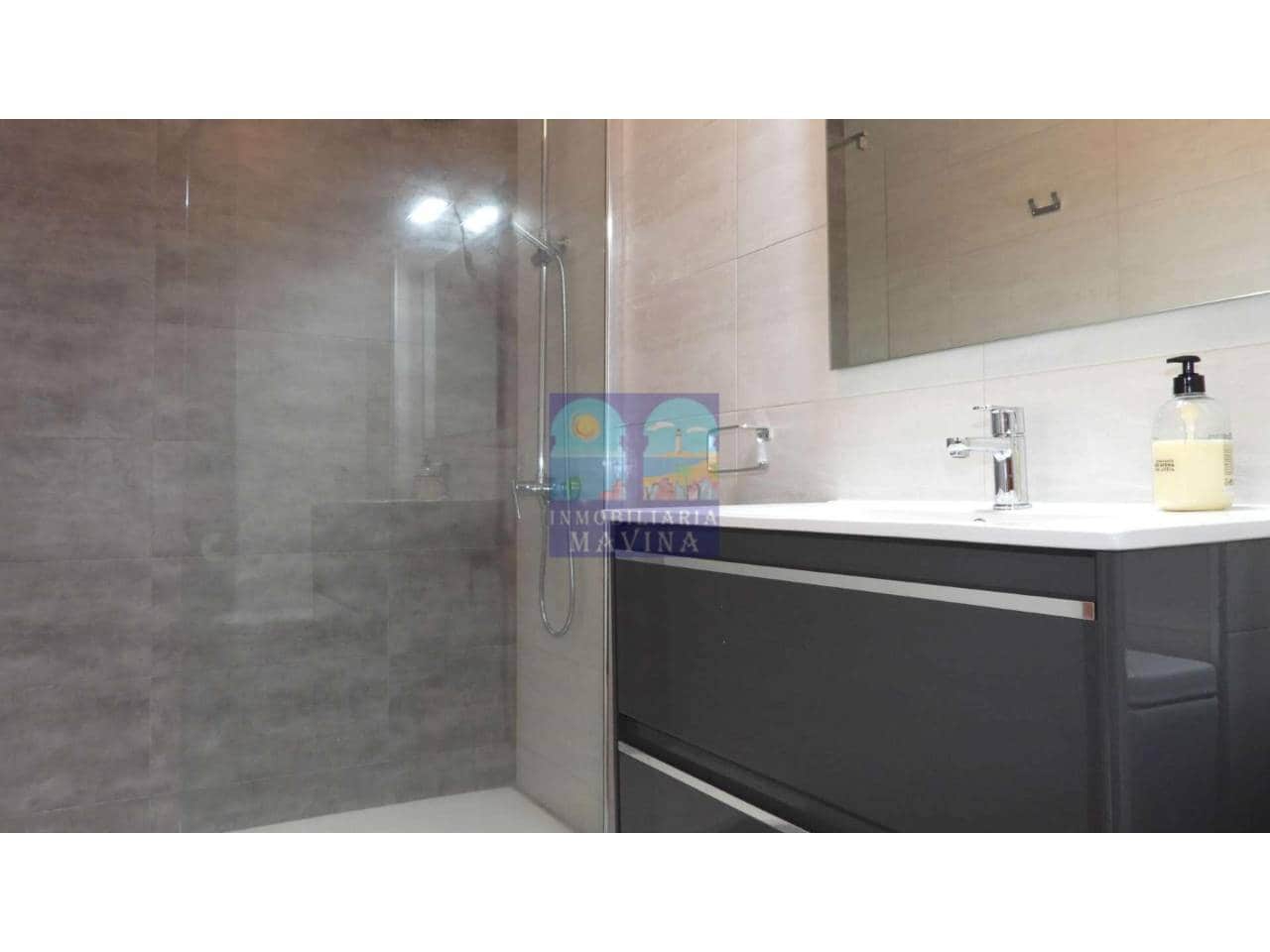 3 bedroom Apartment for sale in La Manga del Mar Menor with garage - € 175,000 (Ref: 8977816)