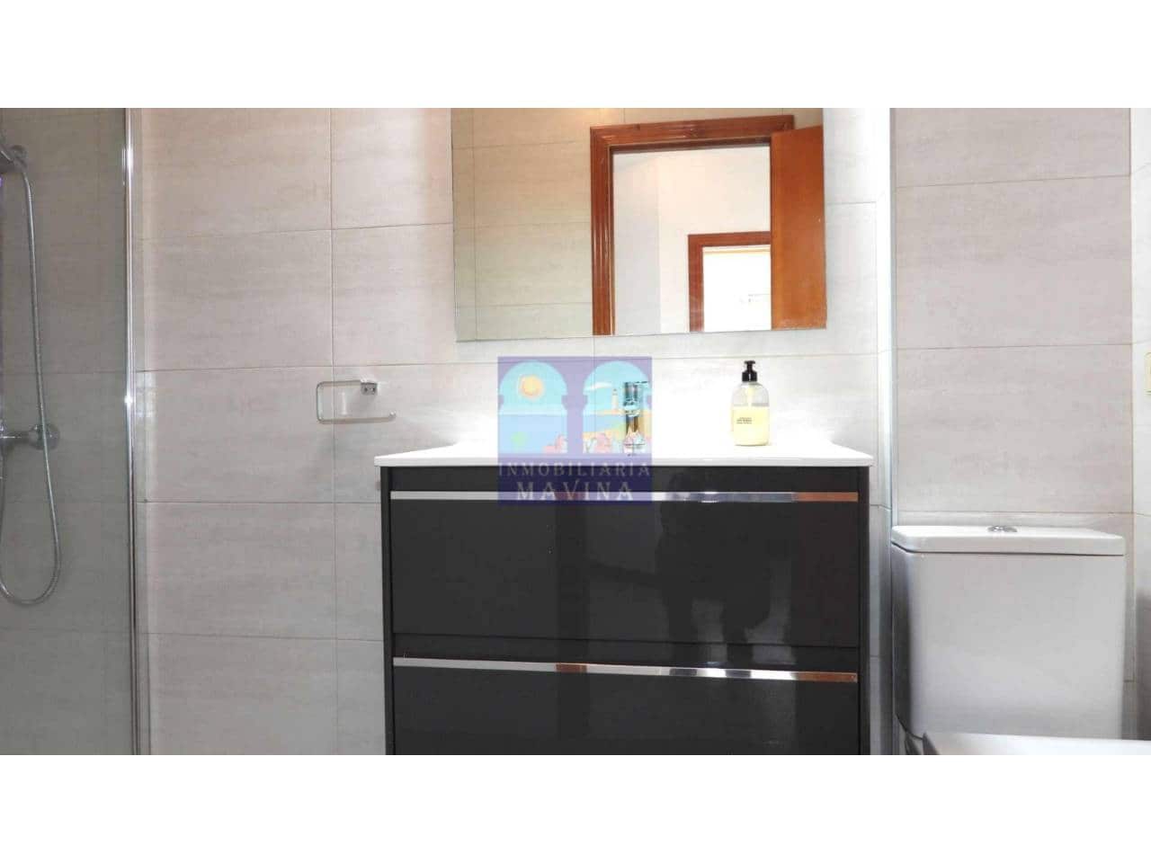 3 bedroom Apartment for sale in La Manga del Mar Menor with garage - € 175,000 (Ref: 8977816)