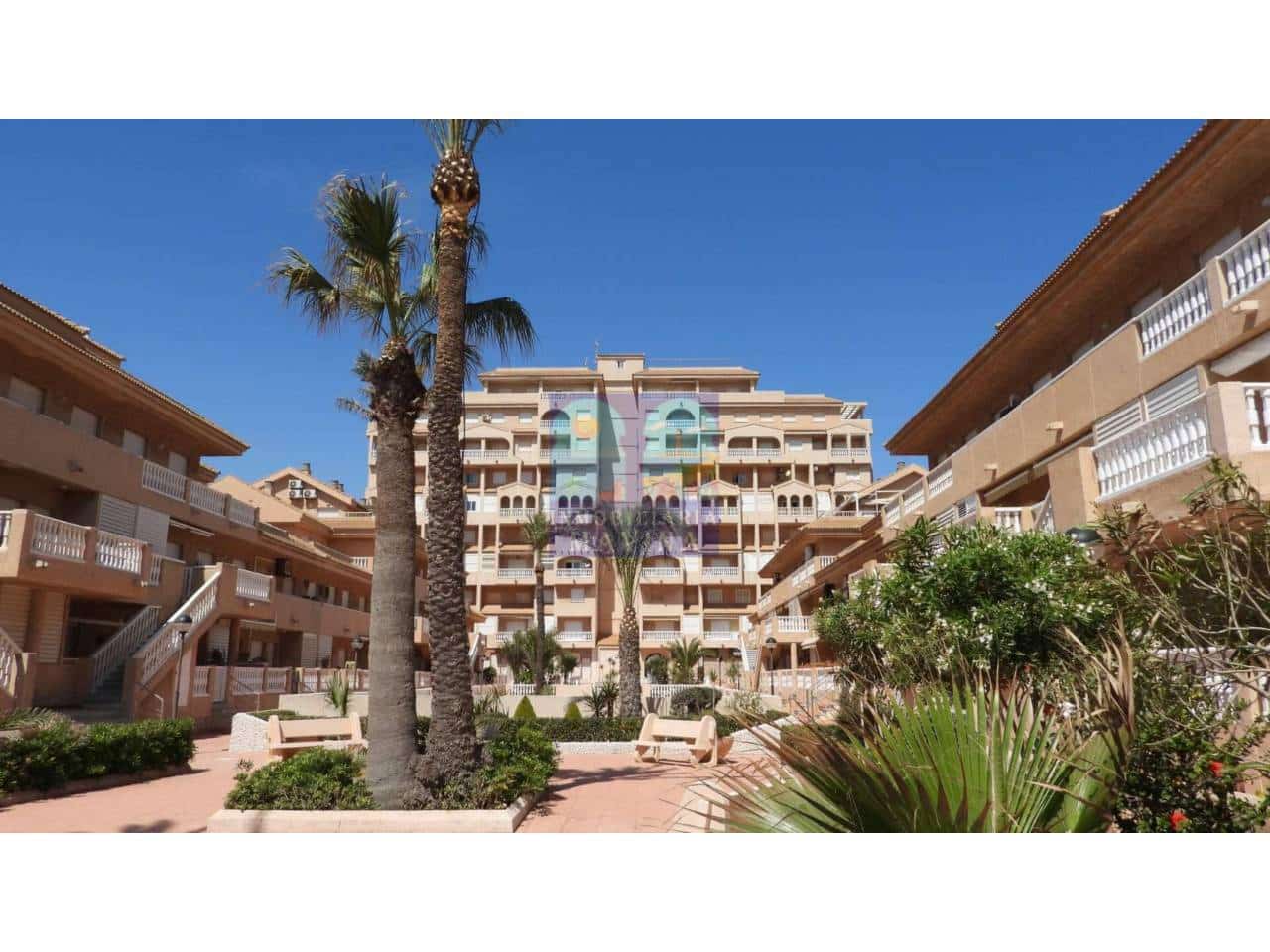 3 bedroom Apartment for sale in La Manga del Mar Menor with garage - € 175,000 (Ref: 8977816)