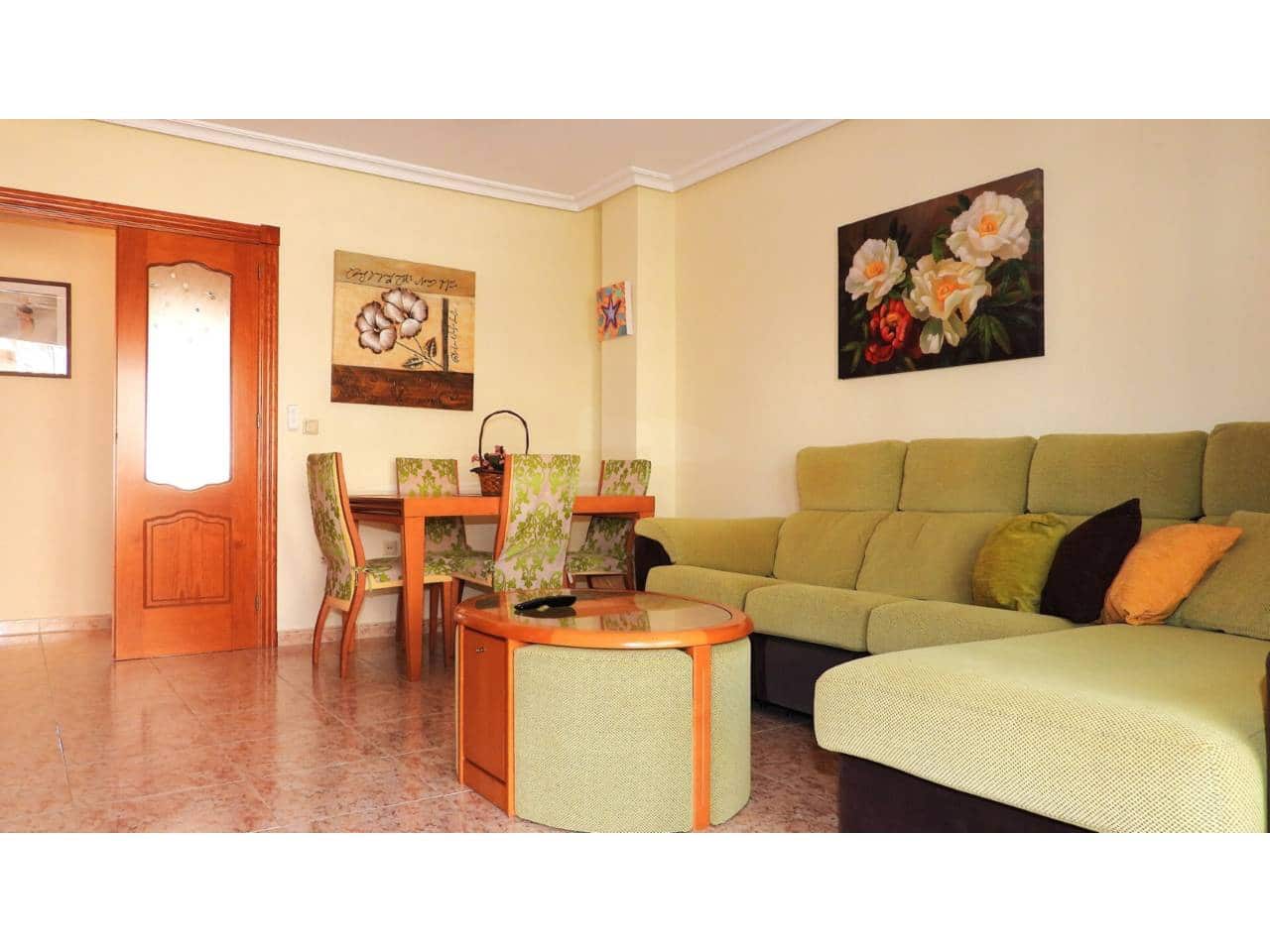 Piso de 3 habitaciones en La Manga del Mar Menor en venta con piscina garaje - 240.000 € (Ref: 9165435)