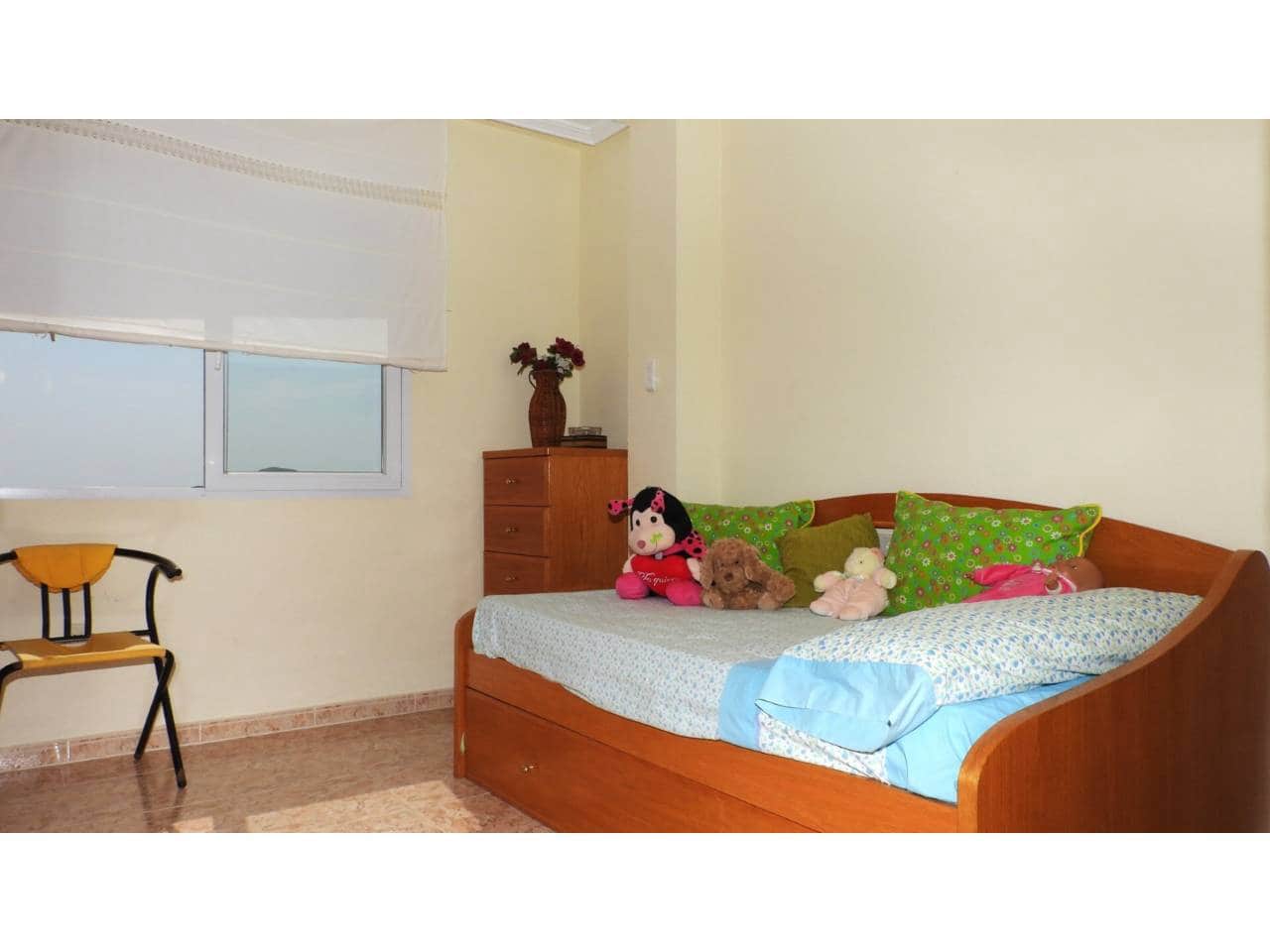 Piso de 3 habitaciones en La Manga del Mar Menor en venta con piscina garaje - 240.000 € (Ref: 9165435)