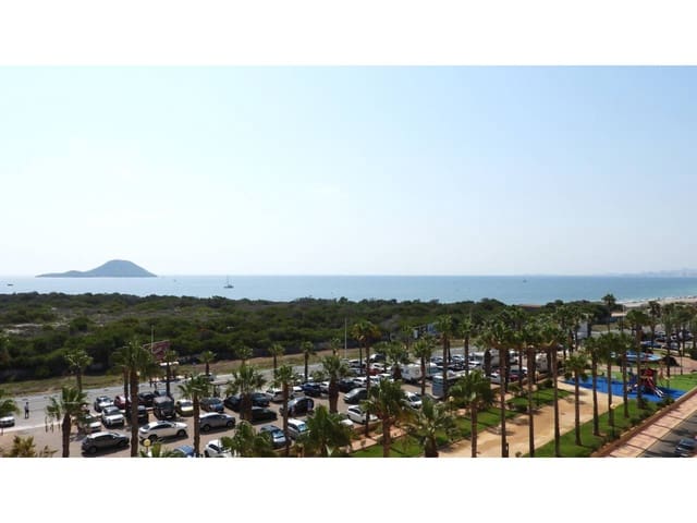 Piso de 3 habitaciones en La Manga del Mar Menor en venta con piscina garaje - 240.000 € (Ref: 9165435)