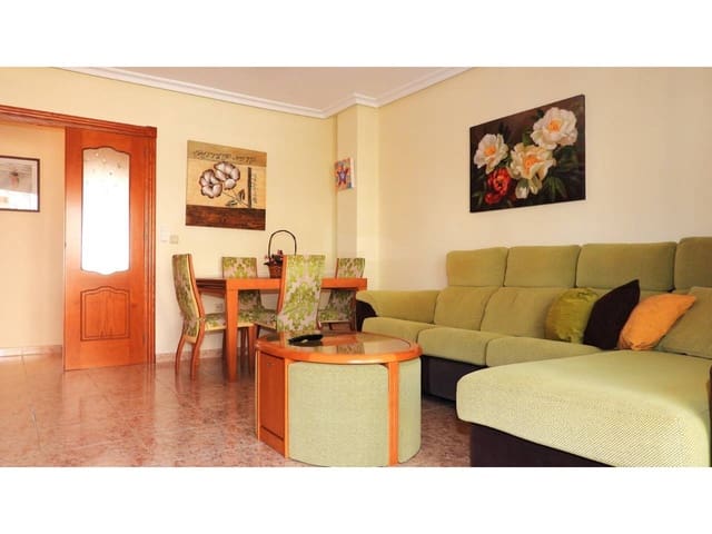 Piso de 3 habitaciones en La Manga del Mar Menor en venta con piscina garaje - 240.000 € (Ref: 9165435)