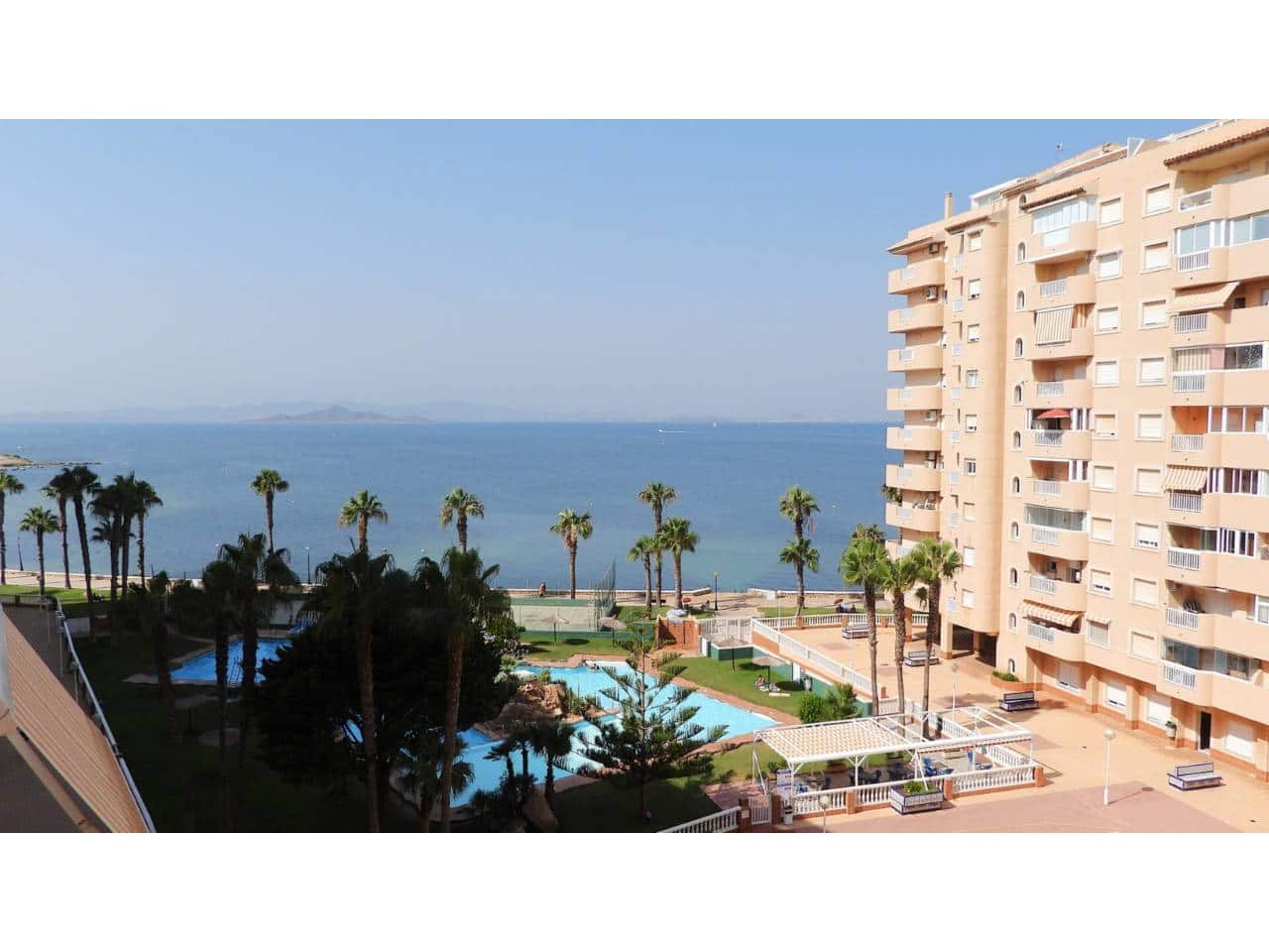 Piso de 3 habitaciones en La Manga del Mar Menor en venta con piscina garaje - 240.000 € (Ref: 9165435)
