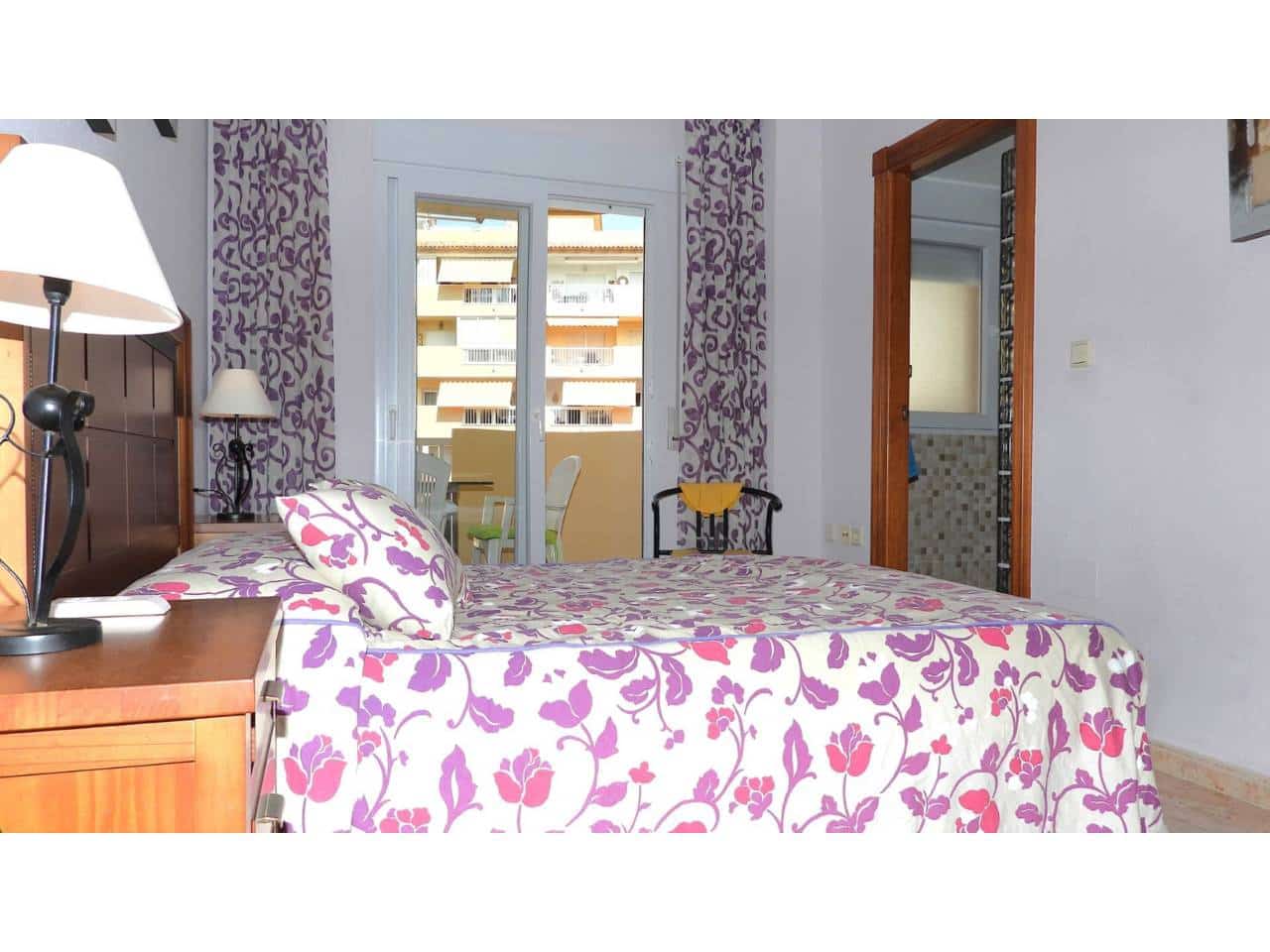 Piso de 3 habitaciones en La Manga del Mar Menor en venta con piscina garaje - 240.000 € (Ref: 9165435)