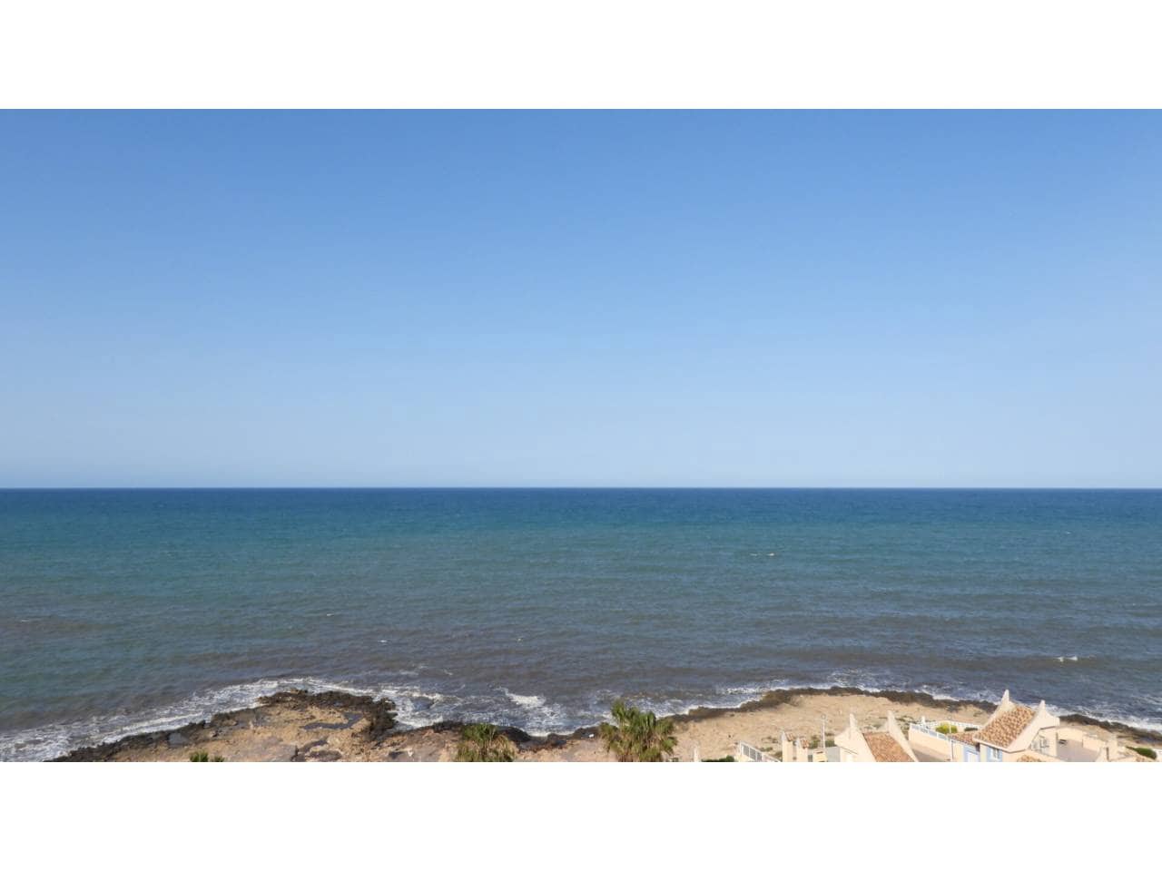 2 bedroom Flat for sale in La Manga del Mar Menor with pool garage - € 220,000 (Ref: 9165436)