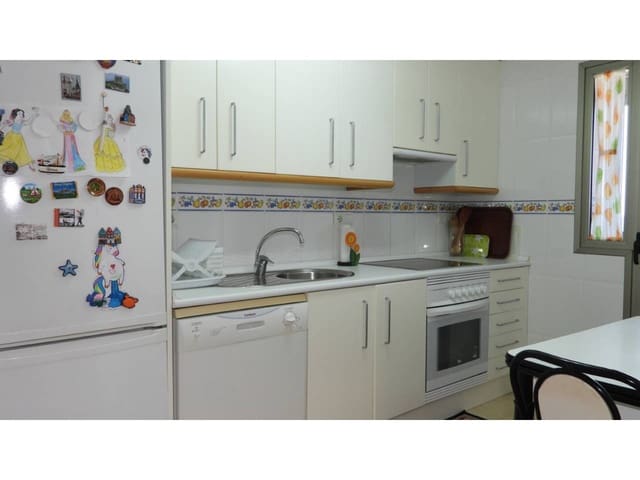 2 bedroom Flat for sale in La Manga del Mar Menor with pool garage - € 220,000 (Ref: 9165436)