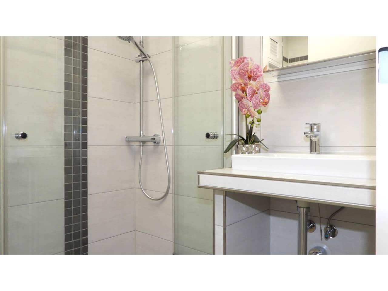 2 bedroom Flat for sale in La Manga del Mar Menor with pool - € 320,000 (Ref: 9219604)