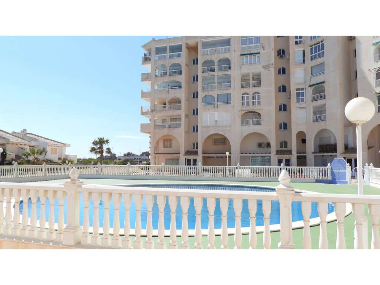 1 Zimmer Wohnung zu verkaufen in La Manga del Mar Menor mit Pool - 110.000 € (Ref: 9287193)