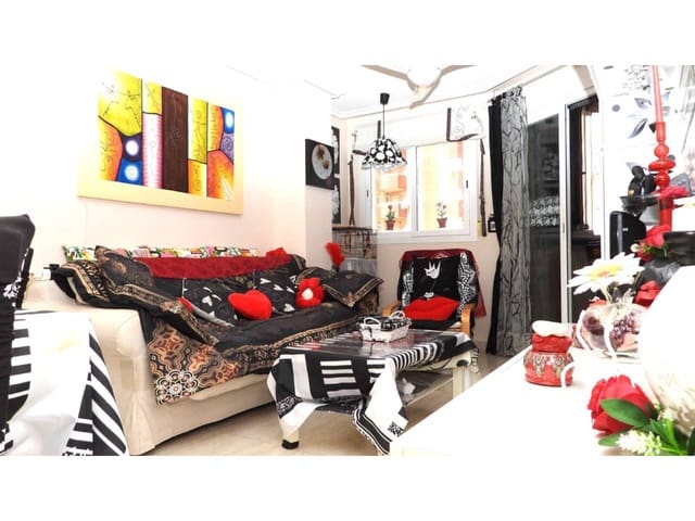 1 Zimmer Wohnung zu verkaufen in La Manga del Mar Menor mit Pool - 142.000 € (Ref: 9382422)