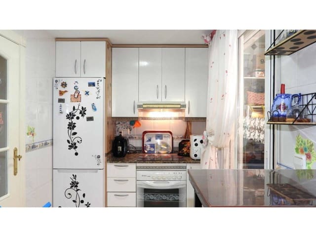 1 Zimmer Wohnung zu verkaufen in La Manga del Mar Menor mit Pool - 142.000 € (Ref: 9382422)