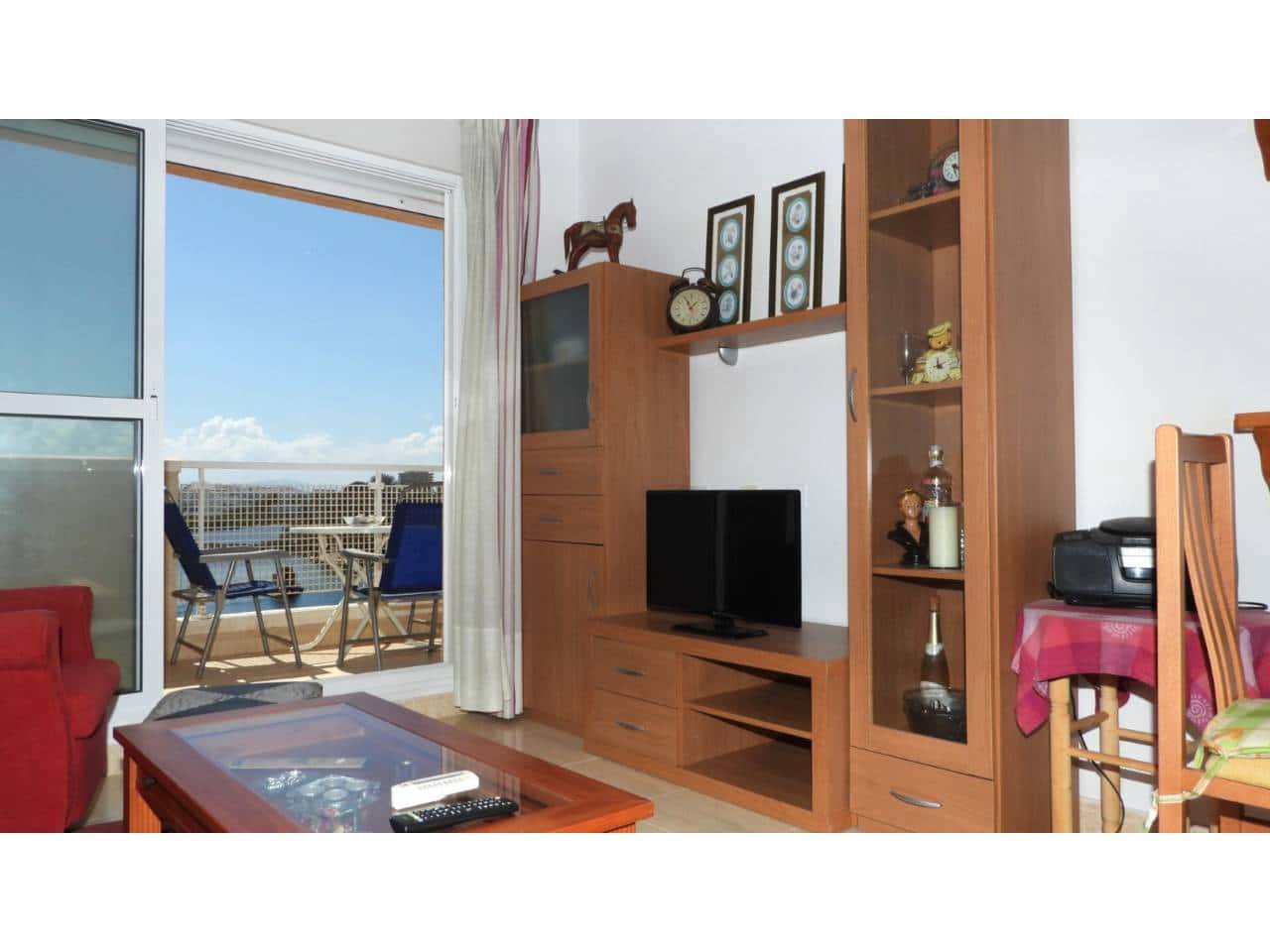 Piso de 1 habitación en La Manga del Mar Menor en venta con piscina garaje - 175.000 € (Ref: 9721022)