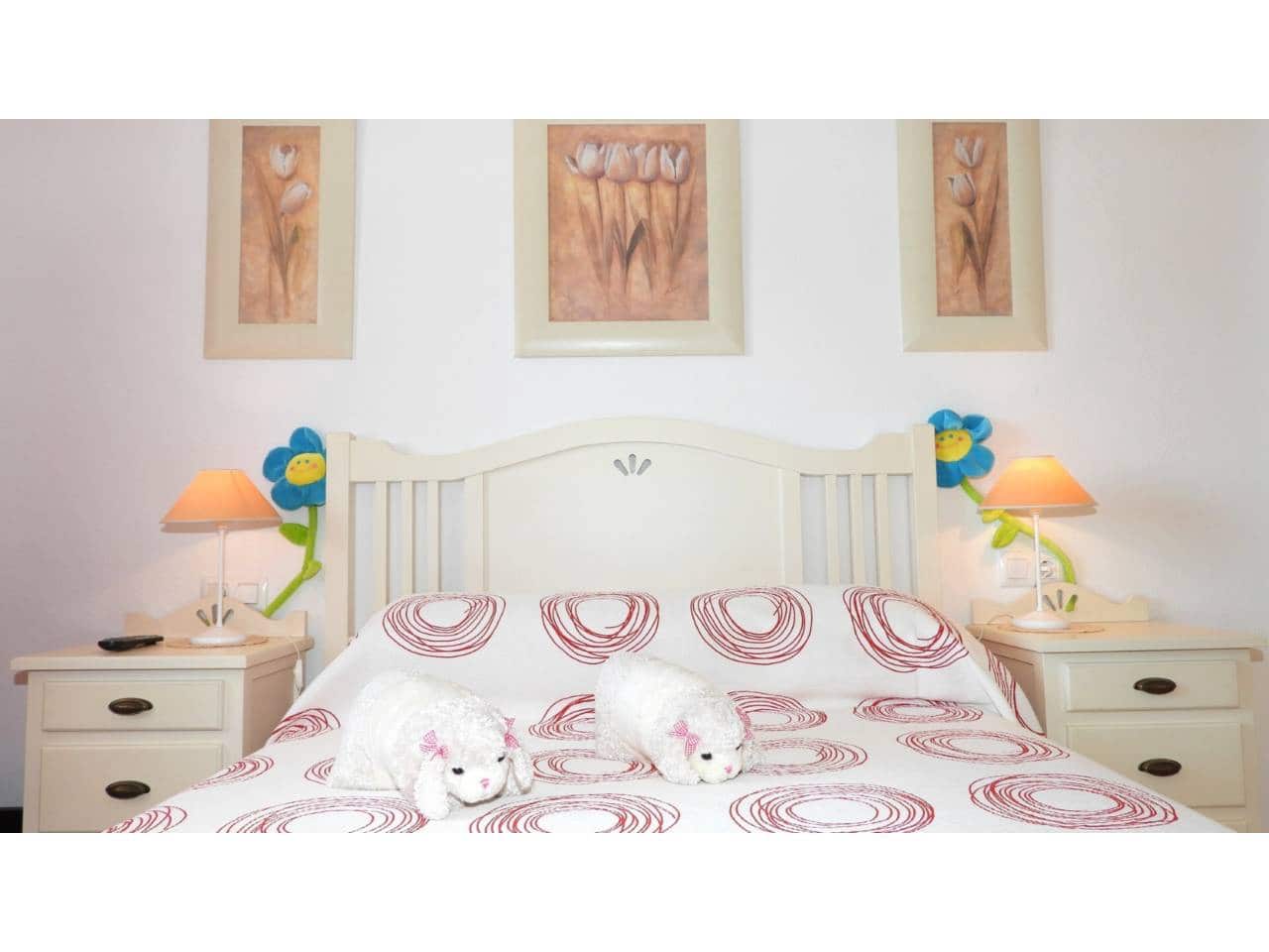 Piso de 1 habitación en La Manga del Mar Menor en venta con piscina garaje - 175.000 € (Ref: 9721022)