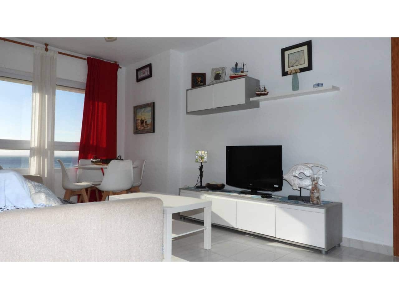 2 makuuhuone Asunto myytävänä paikassa La Manga del Mar Menor mukana uima-altaan - 160 000 € (Ref: 9751501)