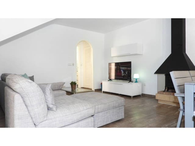3 soverom Hus til salgs i La Manga del Mar Menor med svømmebasseng garasje - € 360 000 (Ref: 9953640)