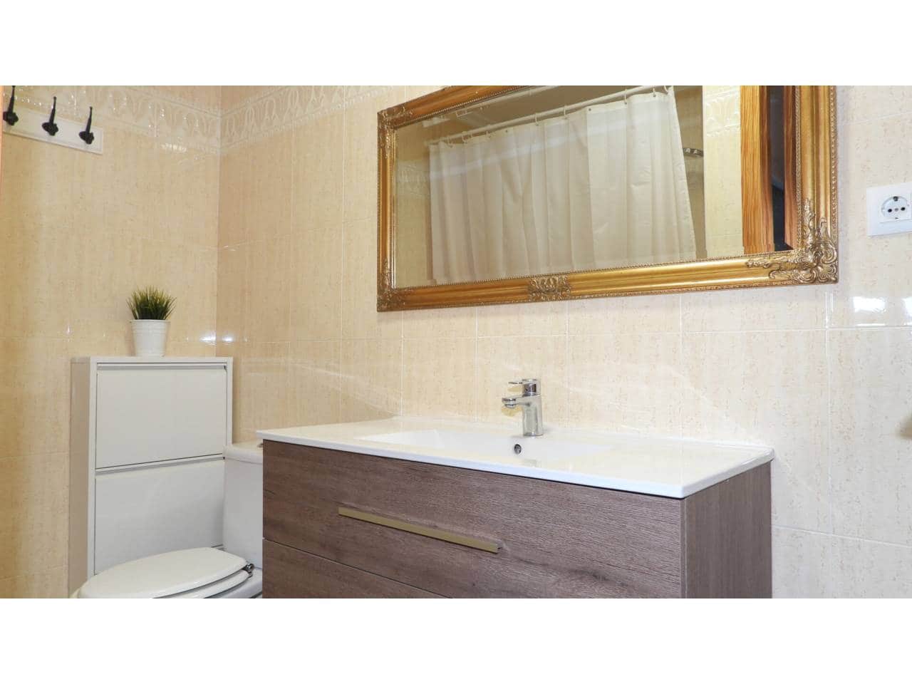2 sovrum Lägenhet till salu i La Manga del Mar Menor med pool garage - 195 000 € (Ref: 9953641)