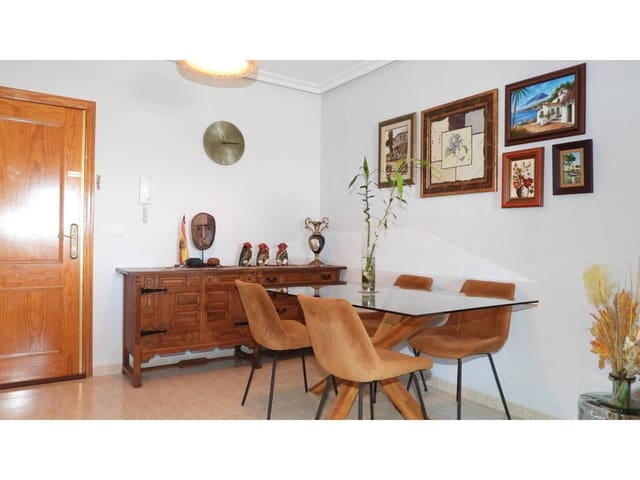 2 soverom Leilighet til salgs i La Manga del Mar Menor med svømmebasseng garasje - € 195 000 (Ref: 9953641)