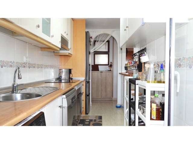 2 soverom Leilighet til salgs i La Manga del Mar Menor med svømmebasseng garasje - € 195 000 (Ref: 9953641)