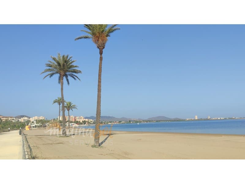 Apartamento de 2 habitaciones en Playa Honda en venta - 149.000 € (Ref: 10018345)