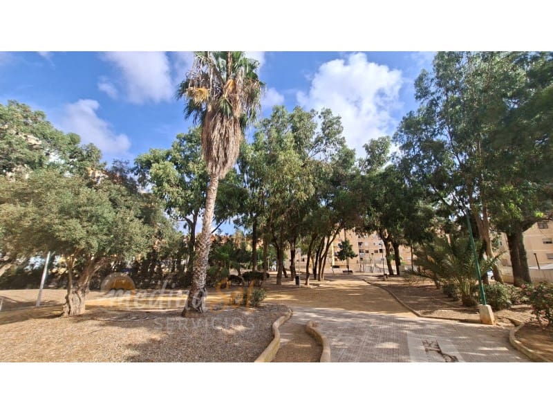 Apartamento de 2 habitaciones en Playa Honda en venta - 149.000 € (Ref: 10018345)
