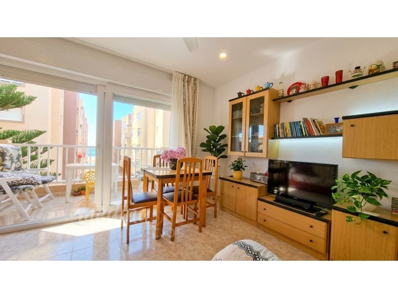 3 quarto Apartamento para venda em La Manga del Mar Menor com garagem - 198 000 € (Ref: 10150337)