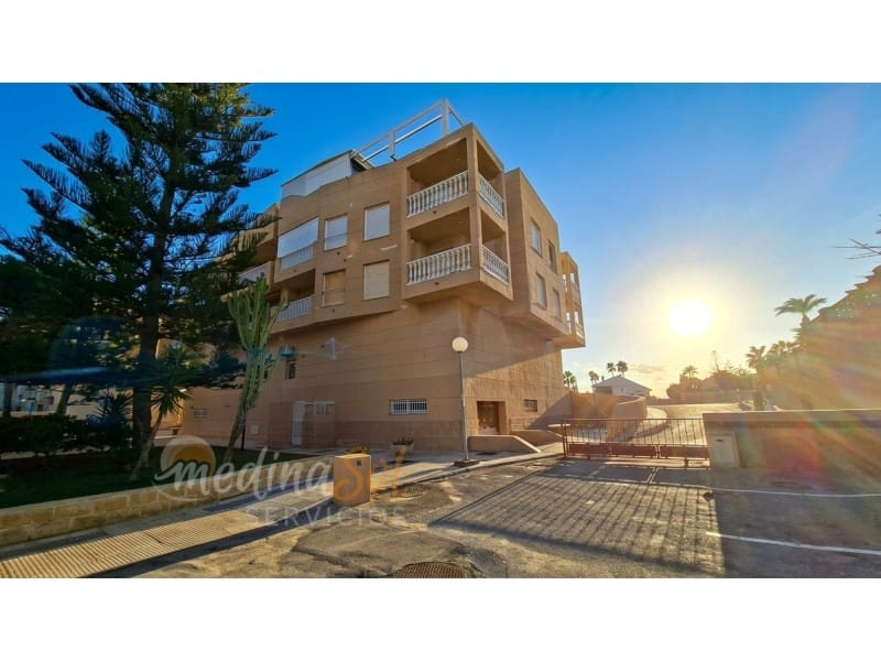 3 quarto Apartamento para venda em La Manga del Mar Menor com garagem - 198 000 € (Ref: 10150337)