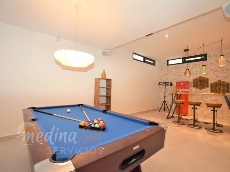 Willa na sprzedaż w Playa Honda z garażem - 455 000 € (Ref: 5077366)