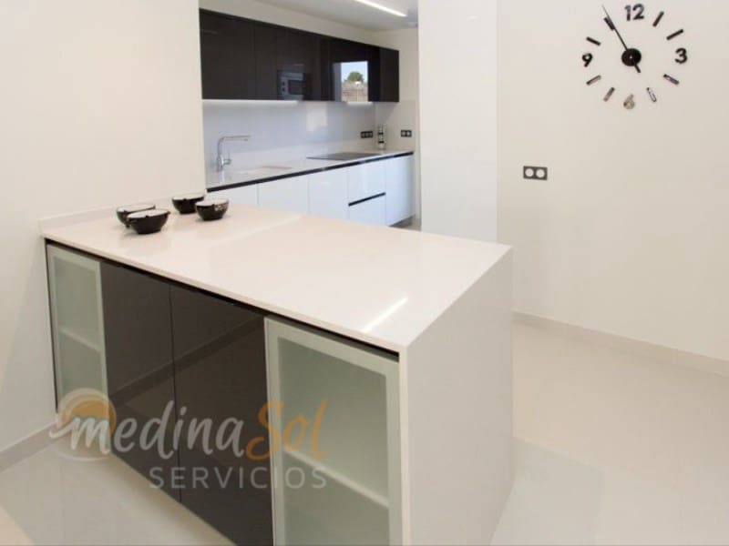 Willa na sprzedaż w Playa Honda z garażem - 455 000 € (Ref: 5077366)