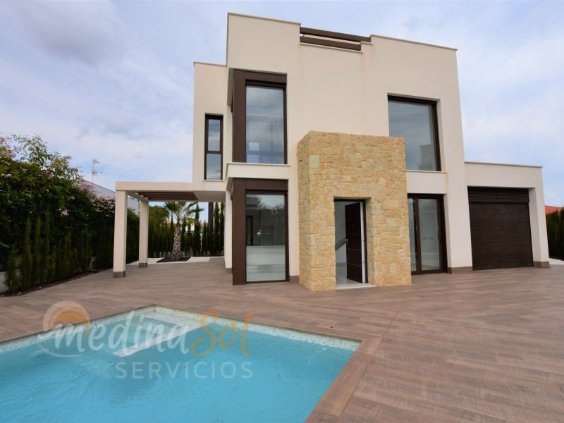 3 slaapkamer Villa te koop in Playa Paraiso met zwembad garage - € 595.000 (Ref: 6381606)