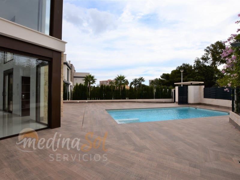 3 slaapkamer Villa te koop in Playa Paraiso met zwembad garage - € 595.000 (Ref: 6381606)