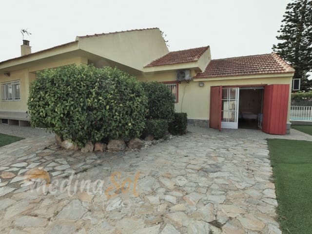 5 sypialnia Willa na sprzedaż w La Manga del Mar Menor z basenem garażem - 410 000 € (Ref: 7718012)