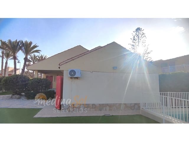 5 sypialnia Willa na sprzedaż w La Manga del Mar Menor z basenem garażem - 410 000 € (Ref: 7718012)