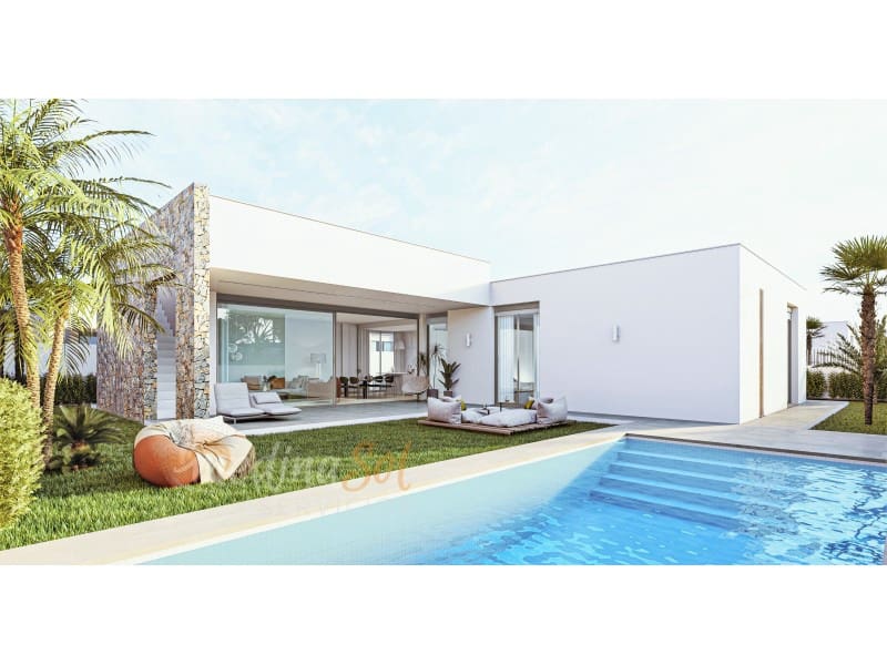 3 soveværelse Villa til salg i Mar de Cristal med swimmingpool - € 549.000 (Ref: 8045905)