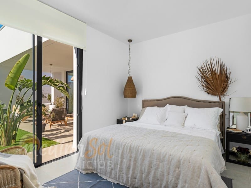 3 bedroom Villa for sale in Islas Menores with pool - € 549,000 (Ref: 8059265)